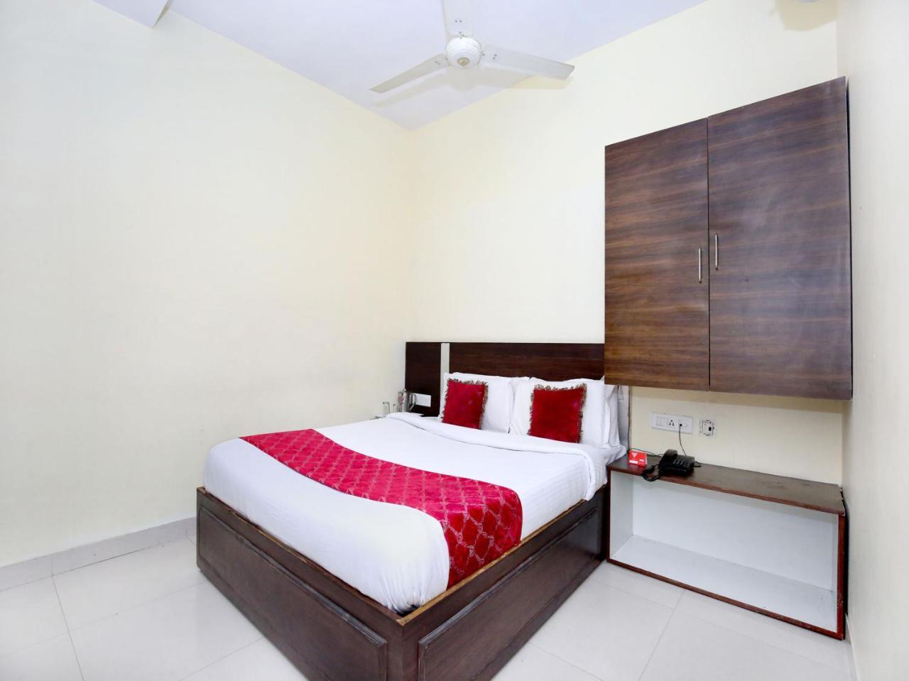 Fabhotel Star Metro Inn Amritsar Buitenkant foto